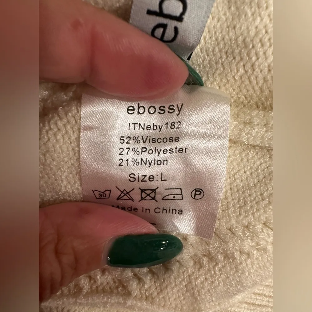 NWOT Cream Cardigan with Colorful Buttons and Embroidery Red Size L - Image 12