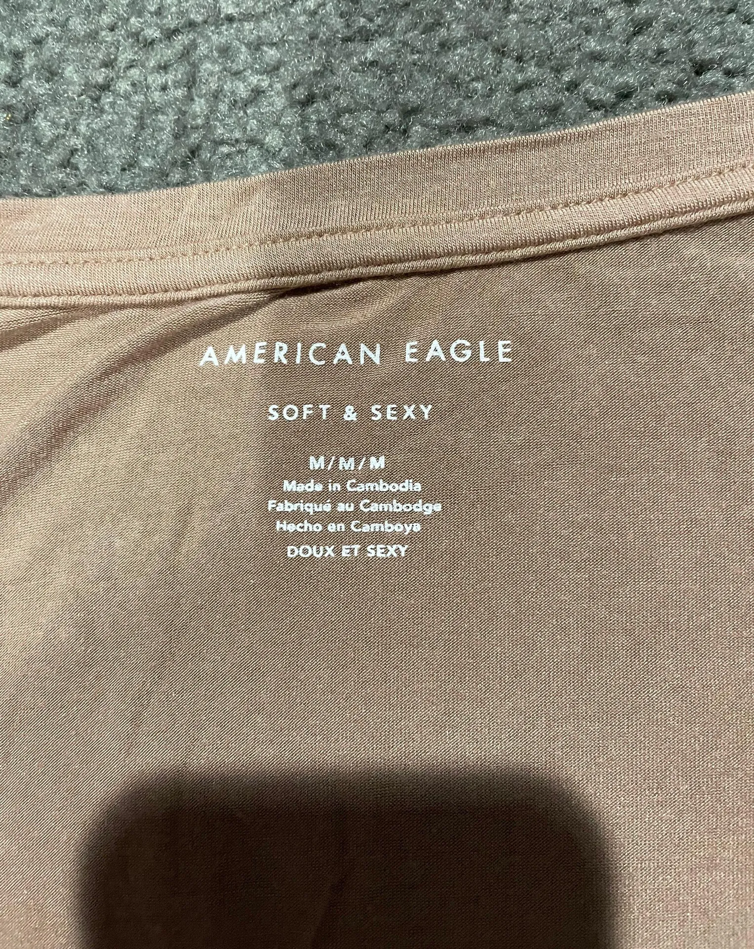 American Eagle V Neck - Image 2