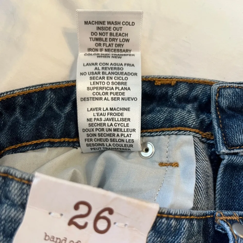 BOG Collective Charlotte Distressed Jean Shorts with Rivets Size 26 NWT - Image 10