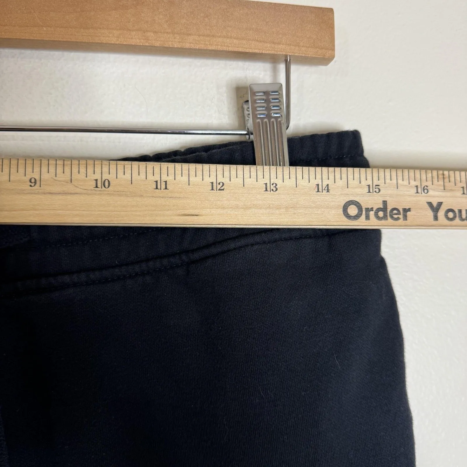 Gymshark Jogger Pants Medium Black Fleece Sweatpants Drawstring Cuffed - Image 5