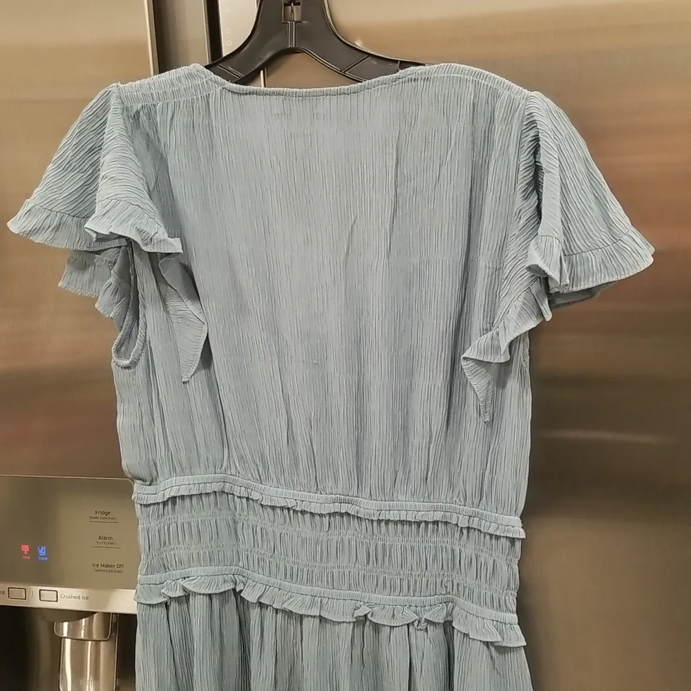 💕CURRENT AIR💕 Pleated Smocked Waist Midi Dress Medium M NWT - Image 4