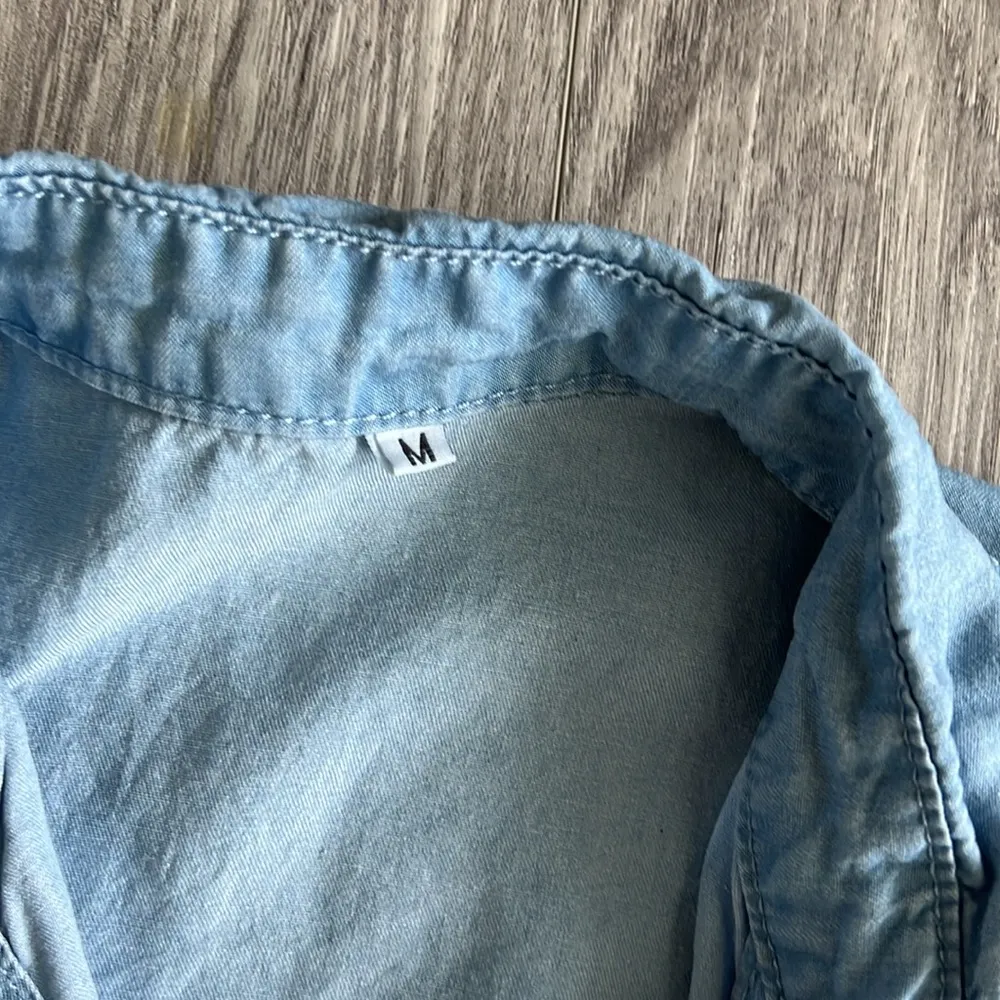 Jeans Button Up Tank Top Knot Front Size M Blue Size M - Image 4