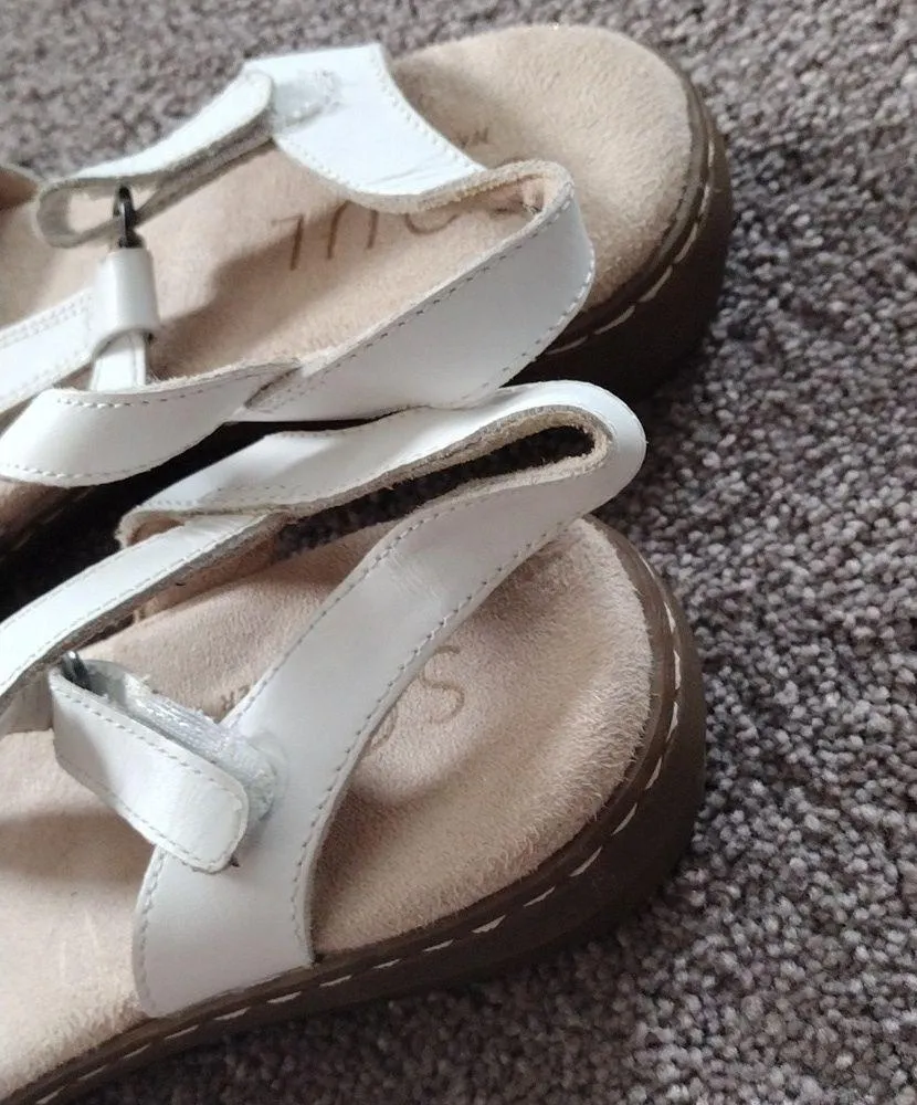 Soul Naturalizer Sandals SIZE 9 - Image 5