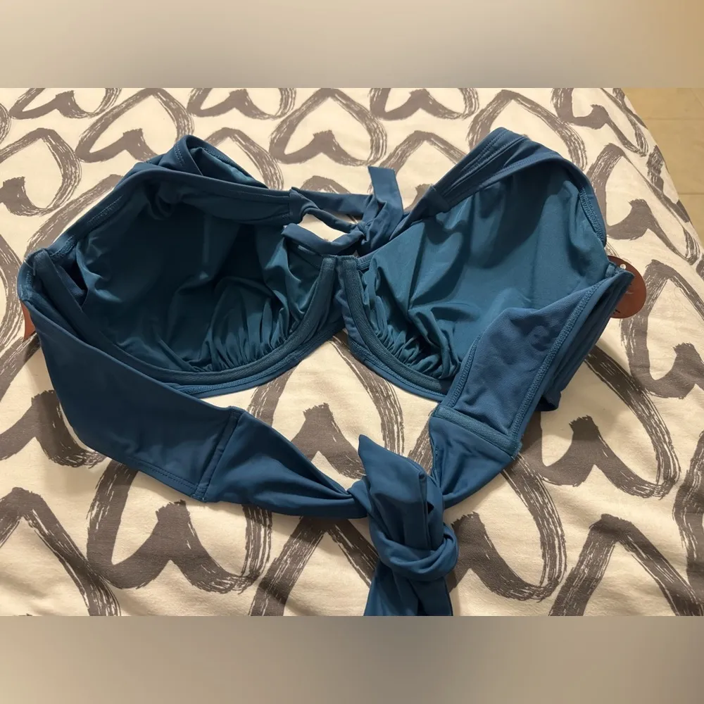 Shapermint Essentials Blue Bikini Top Size 3X - Image 5