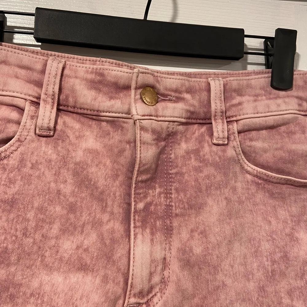 NWOT Universal Thread Size 12 Pink Tie Dye Acid Wash Stretch Cut Off Jean Shorts - Image 2