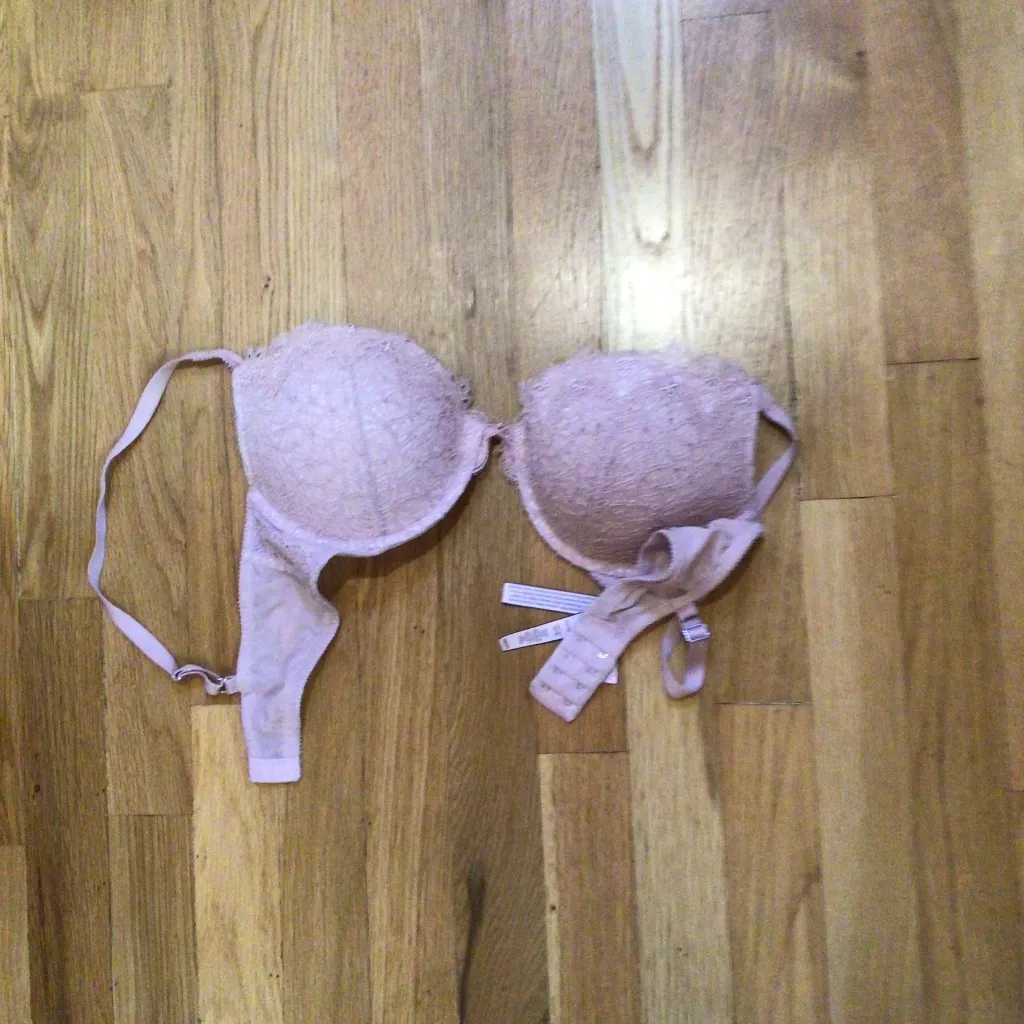 Victoria Secret Dream Angels Pink Lace Push-up Bra size 34D - Image 2
