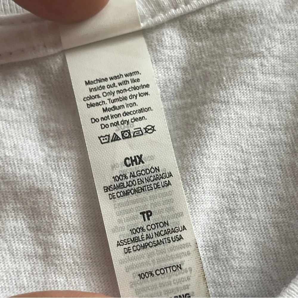 CANVAS | White Minnie Mouse Metallic Embroidered Short Sleeve Tee Sz XS - Image 5