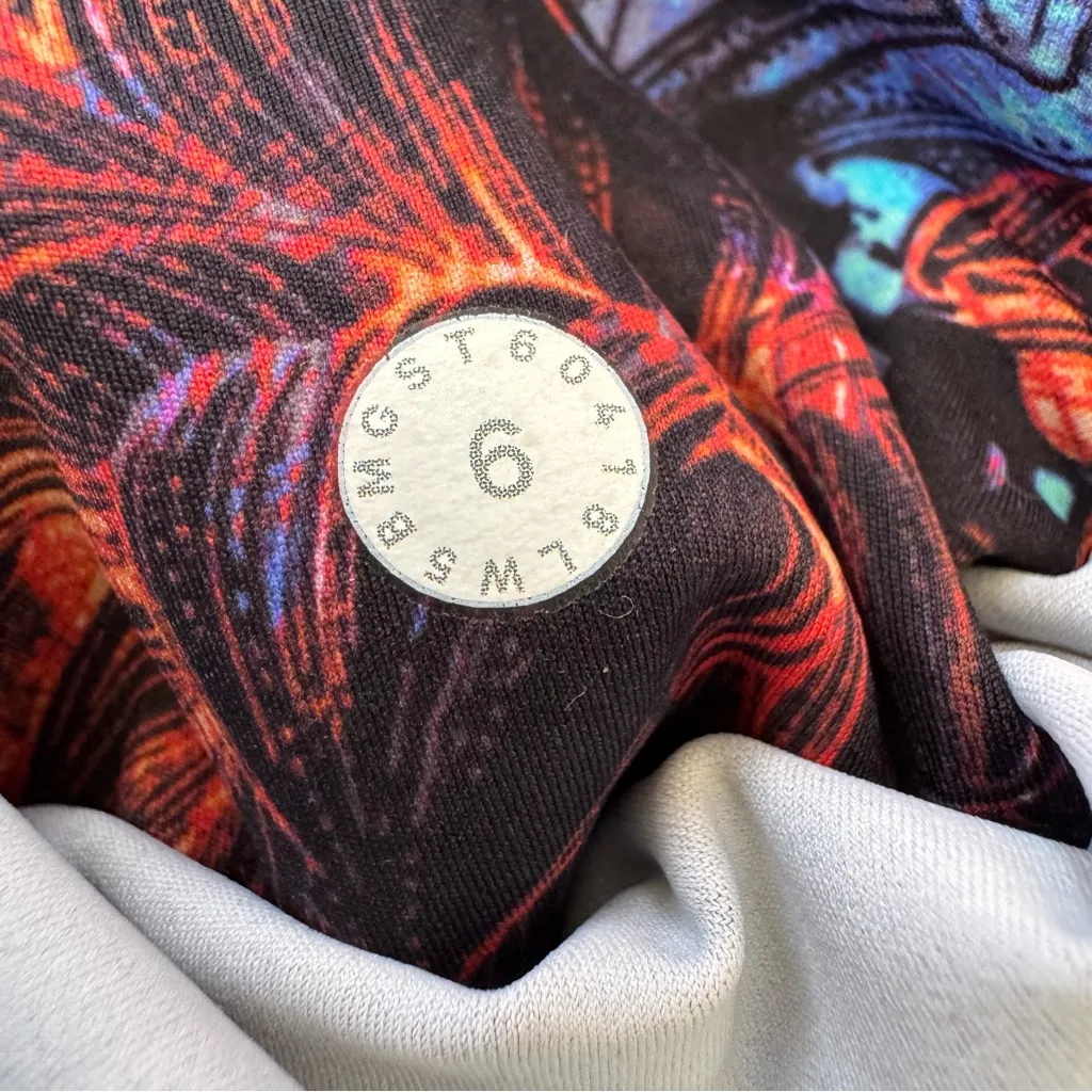 Lululemon Fast & Free Full Length Tight Nulux 28"
Neon Blossom Multi Size 6 - Image 10