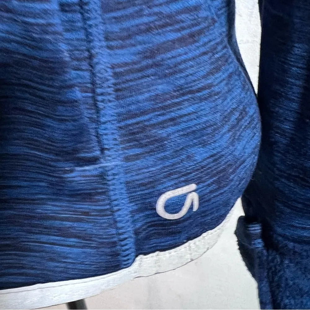 Fit heathered blue half zip pullover workout top size medium - Image 3