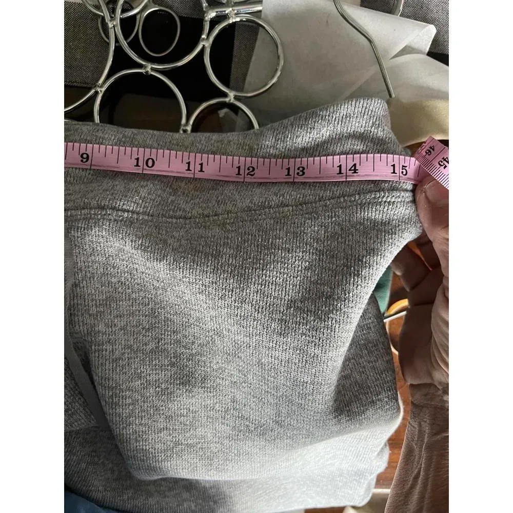 Patagonia Women's Gray Sweatpants Size Large - Image 6