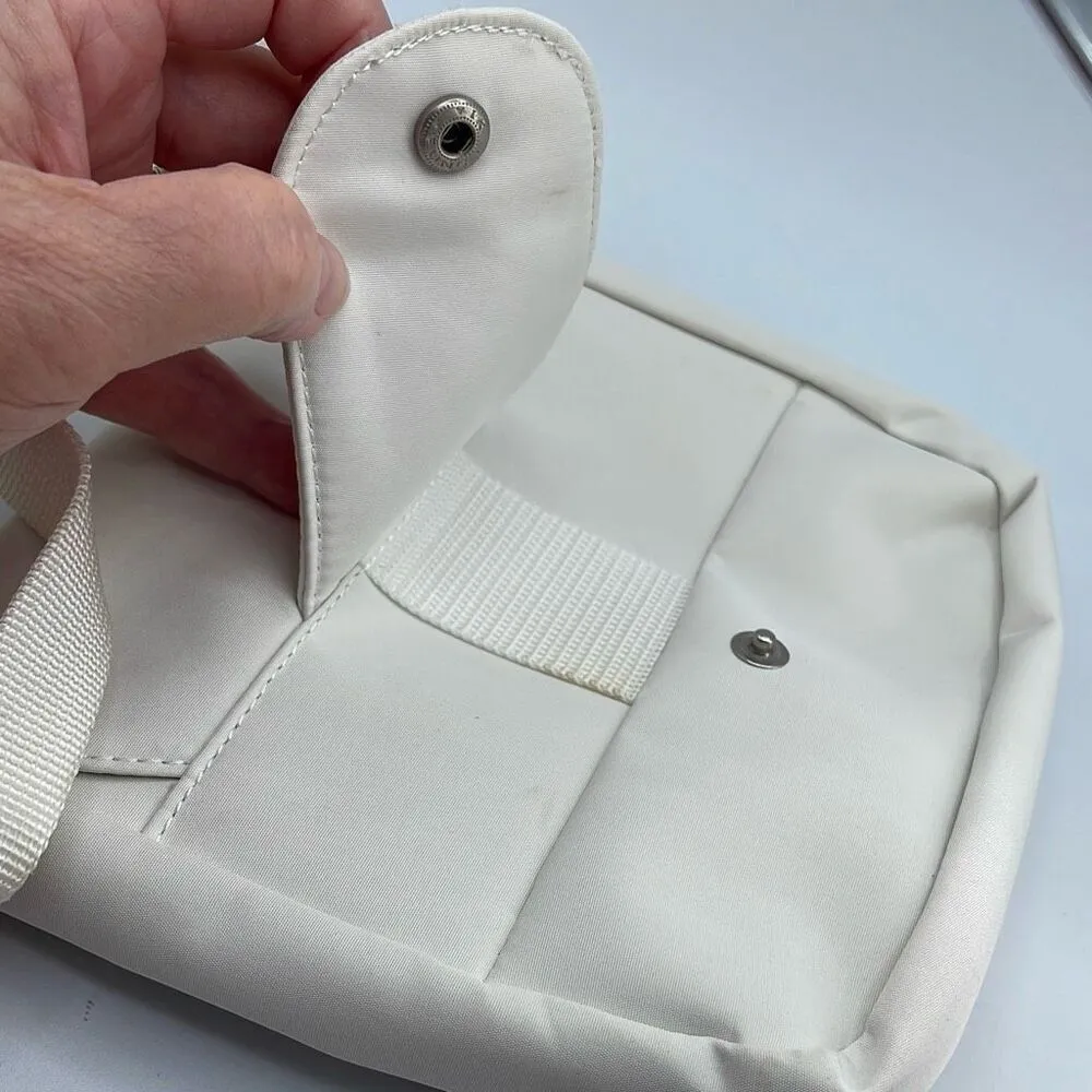 Vintage Travelon travel crossbody duos. - Image 8