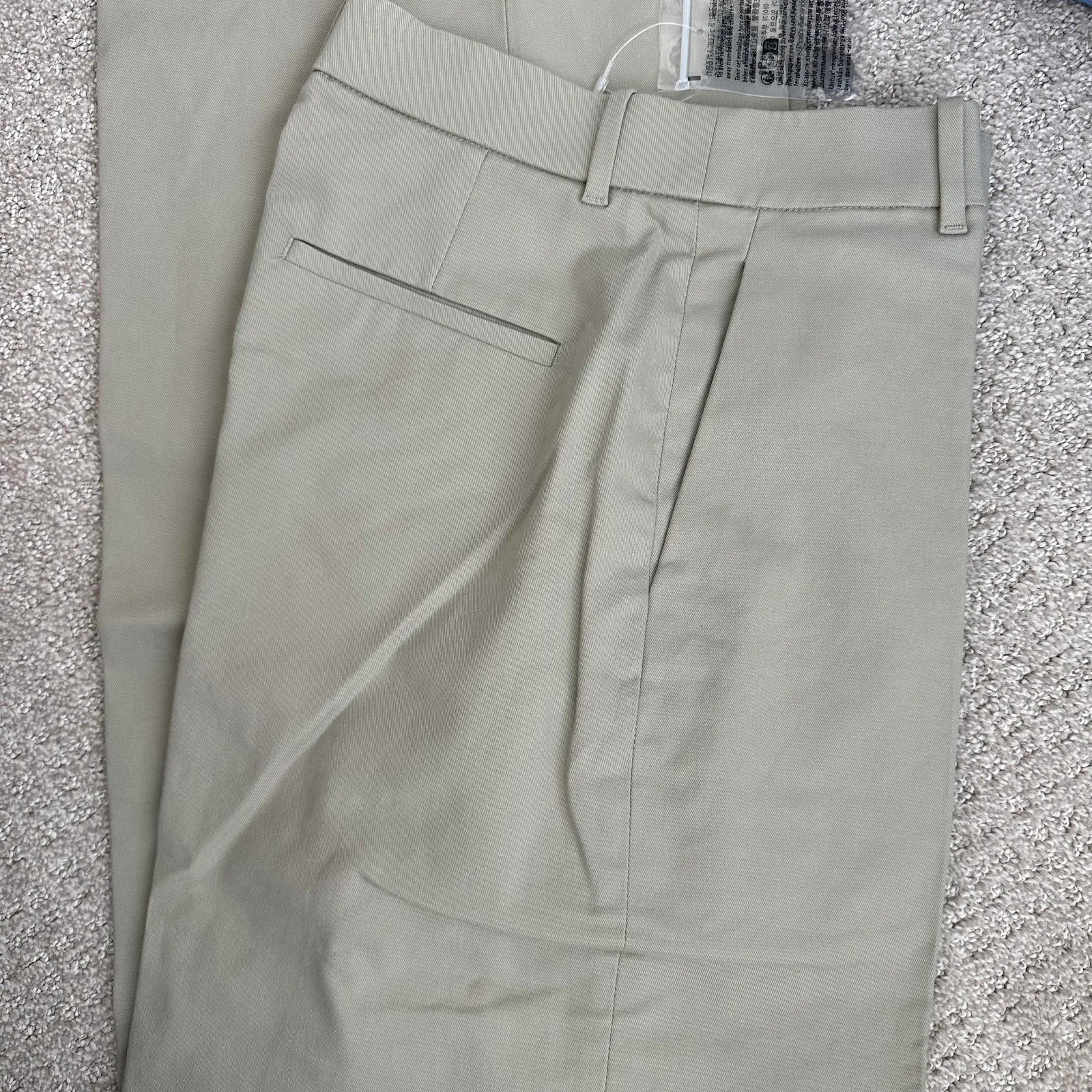 Uniqlo Tall Wide Chino Pants | Tall Green NWT XL - Image 4