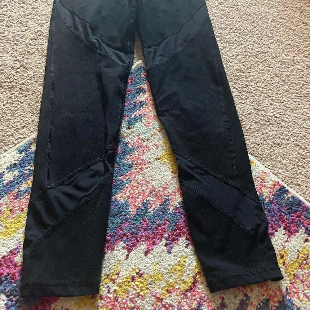 Aerie small black leggings - Image 3