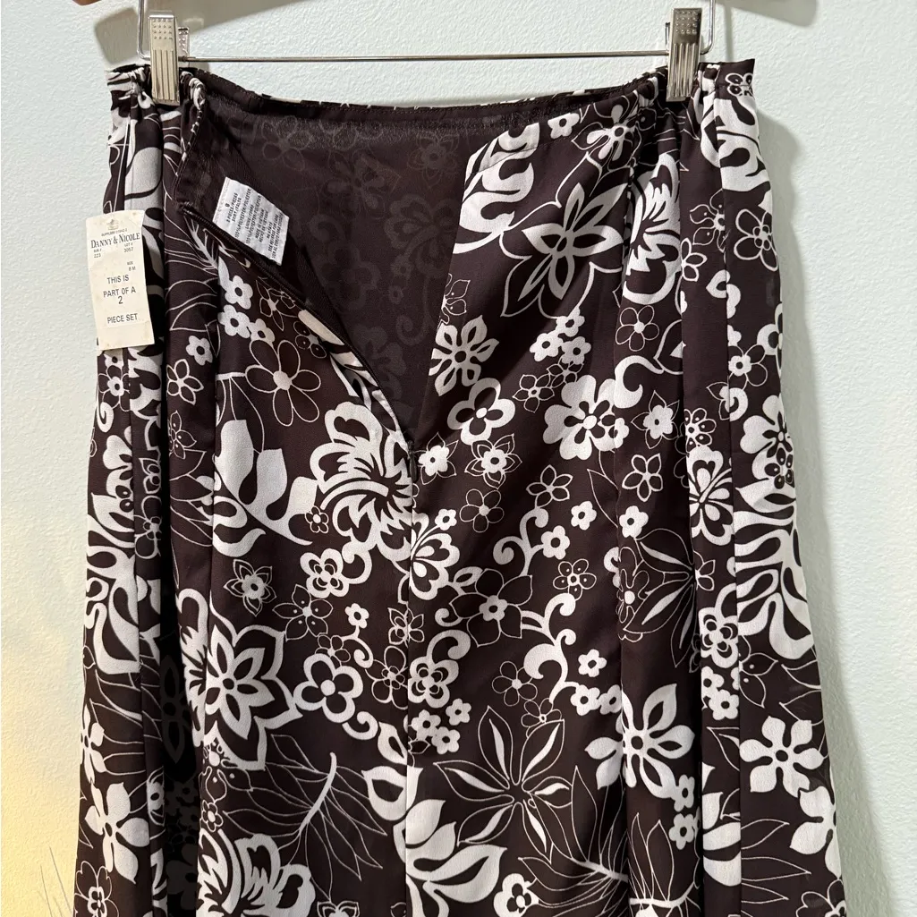 Danny & Nicole Brown and White Floral A-Line Skirt, size 8 (1 piece) - Image 10