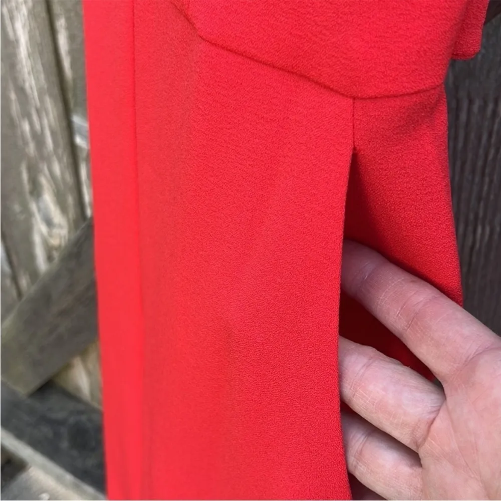 Like New Vince Camuto Poppy Red Crepe Cropped Inseam Jumpsuit Size 2 - Image 9