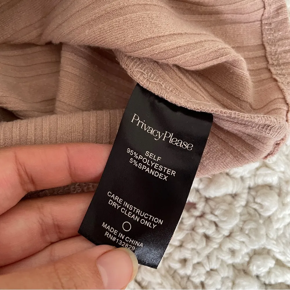 Privacy Please Off the Shoulder Crop Top Mauve (Medium) - Image 4