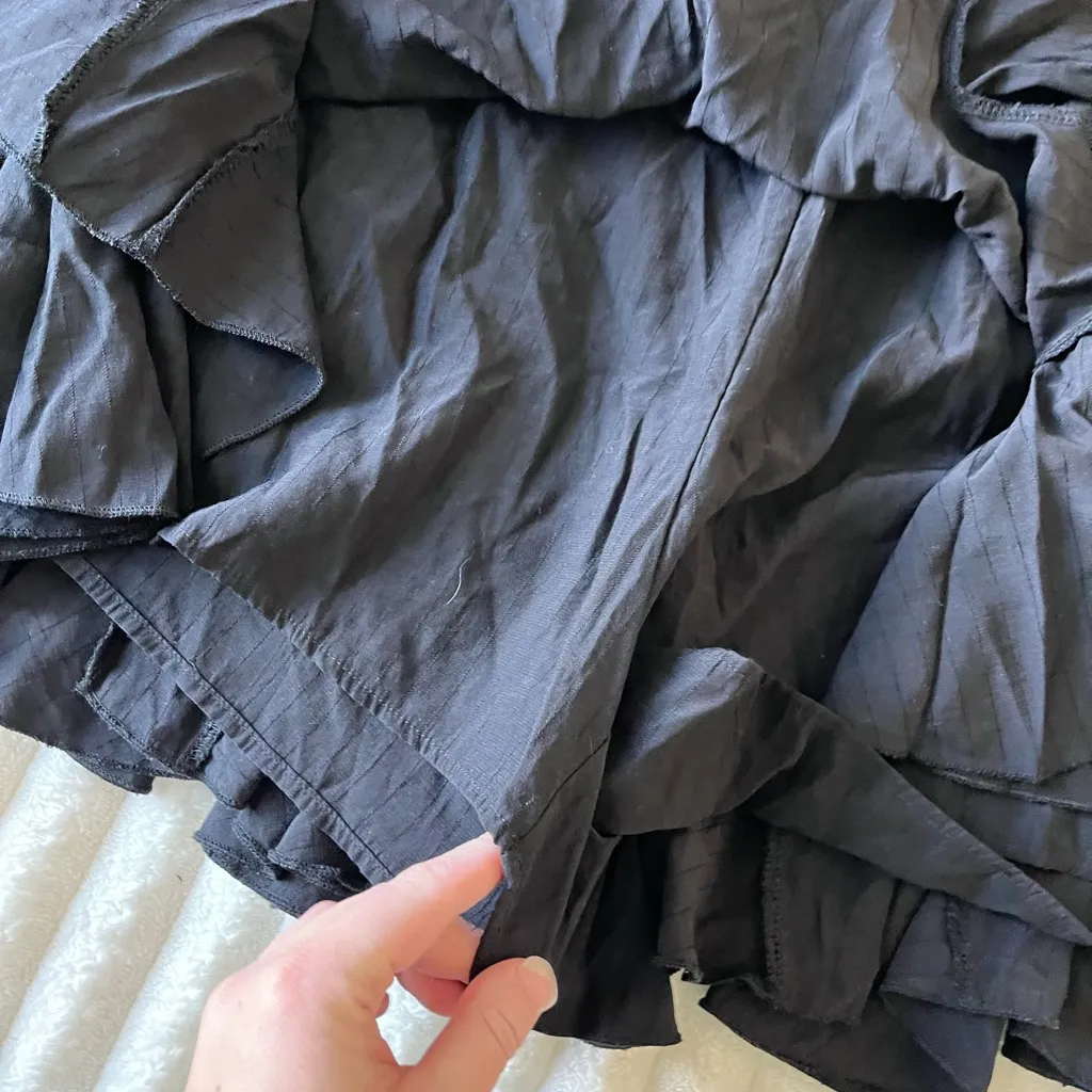 Entro Black Flowy Skirt - Image 5