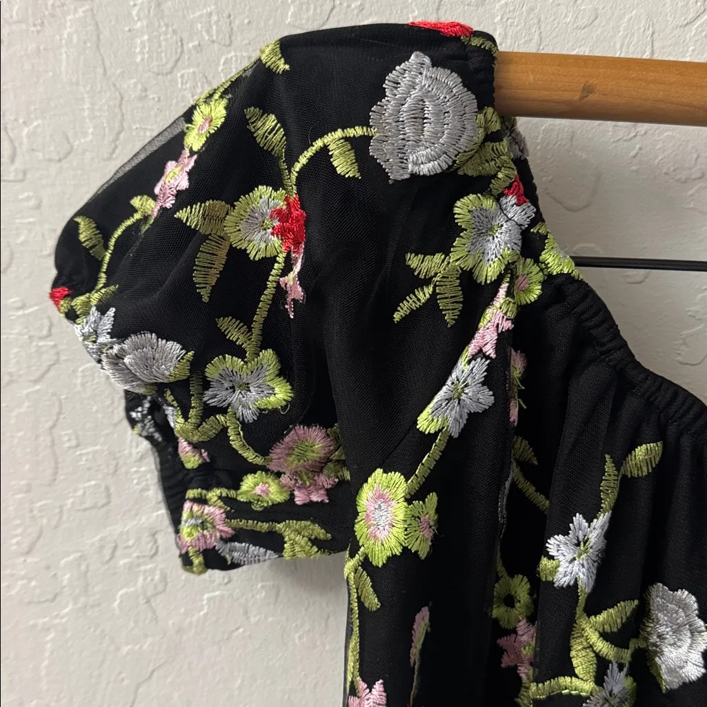 Urban Outfitters Kimchi Black embroidered Floral Off Shoulder Mini Dress XS - Image 3