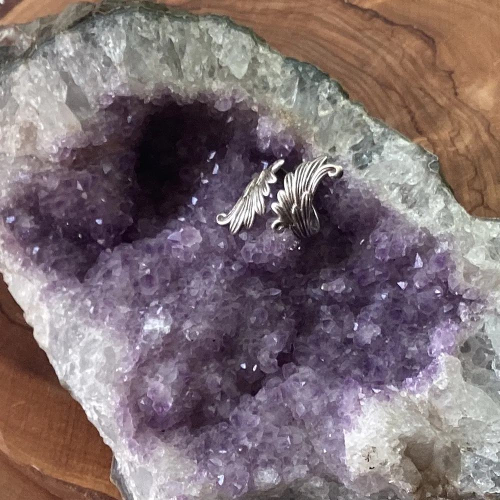 ANGEL WINGS VINTAGE STERLING SILVER RING Sz.6 Adjustable to 5 1/2 - Image 4