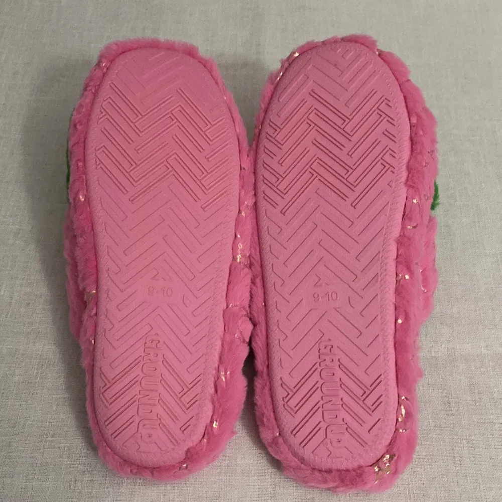 WICKED New! Women’s pink/green plush platform slippers size 9 - Image 9