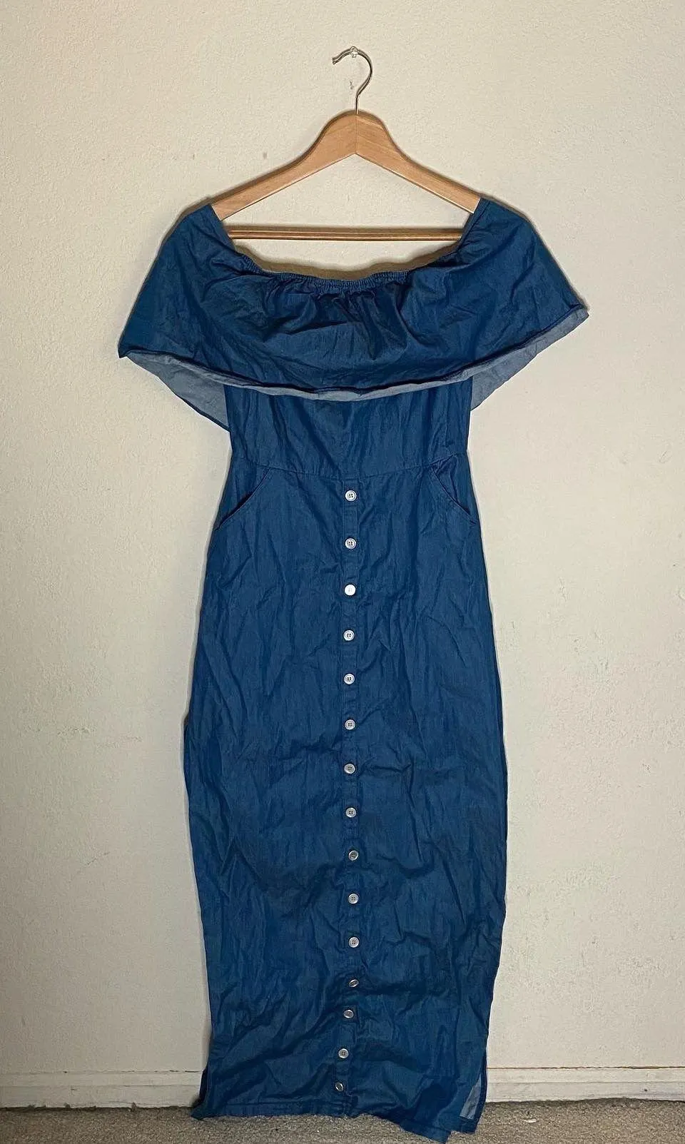 Night Walker denim off the shoulder dress with slits on sides & pockets ( S ) - Image 3