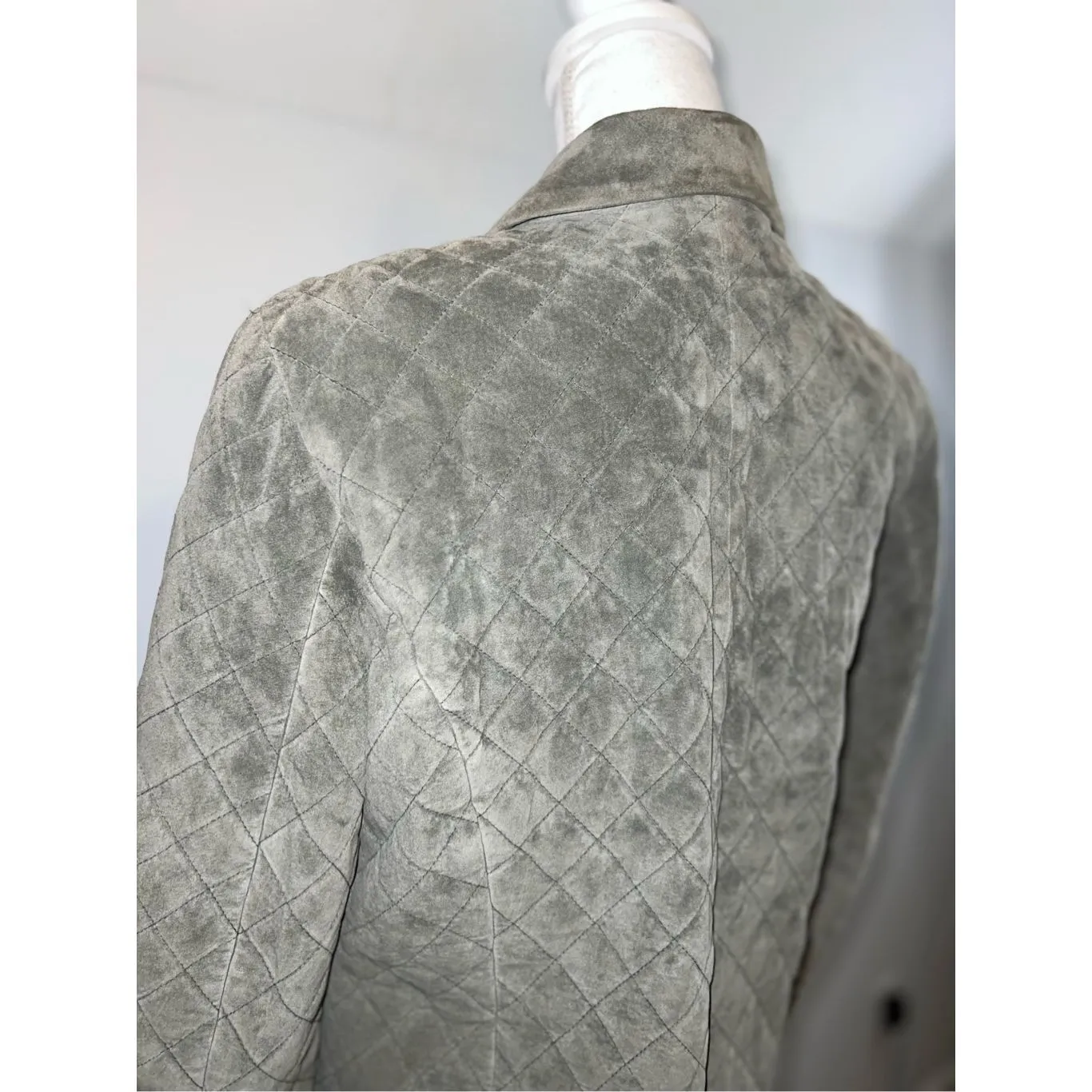 Women’s Quilted Leather Button Down Utility Barn Jacket medium Green - Image 9