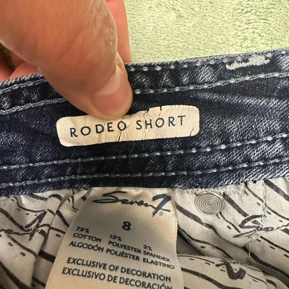 Seven7 rodeo short denim medium wash shorts - Image 5