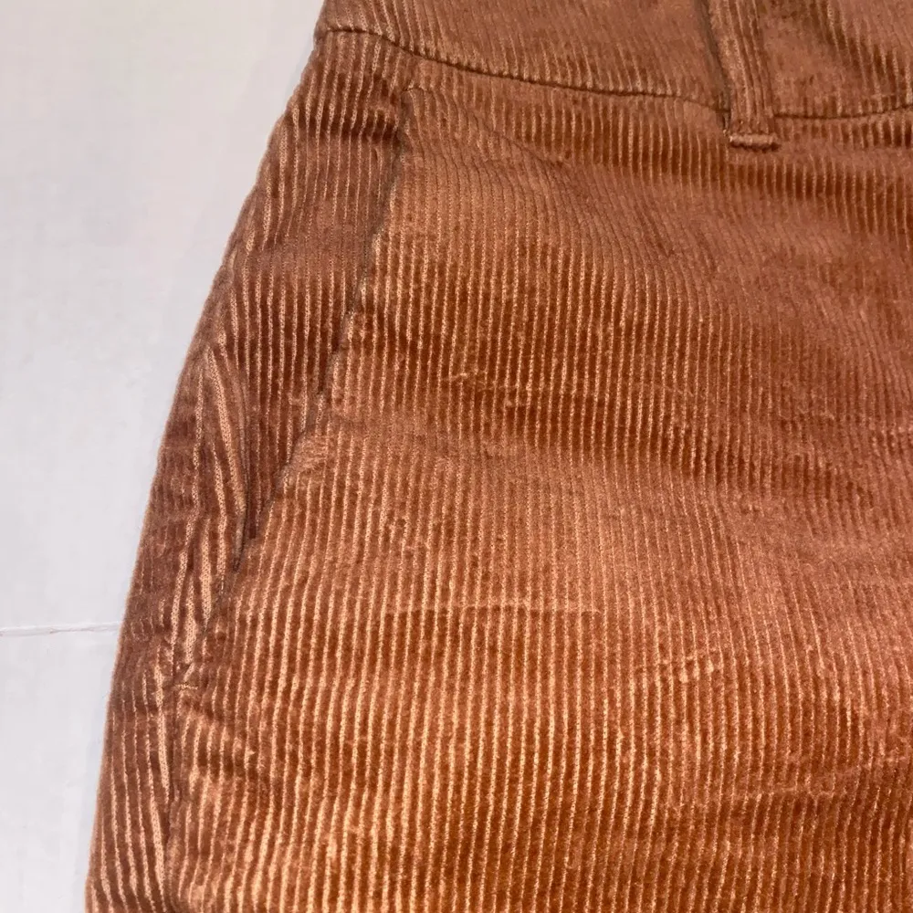 Boden High Rise Flared Corduroy Pant in Spiced Latte Brown 10L Size 10 - Image 4