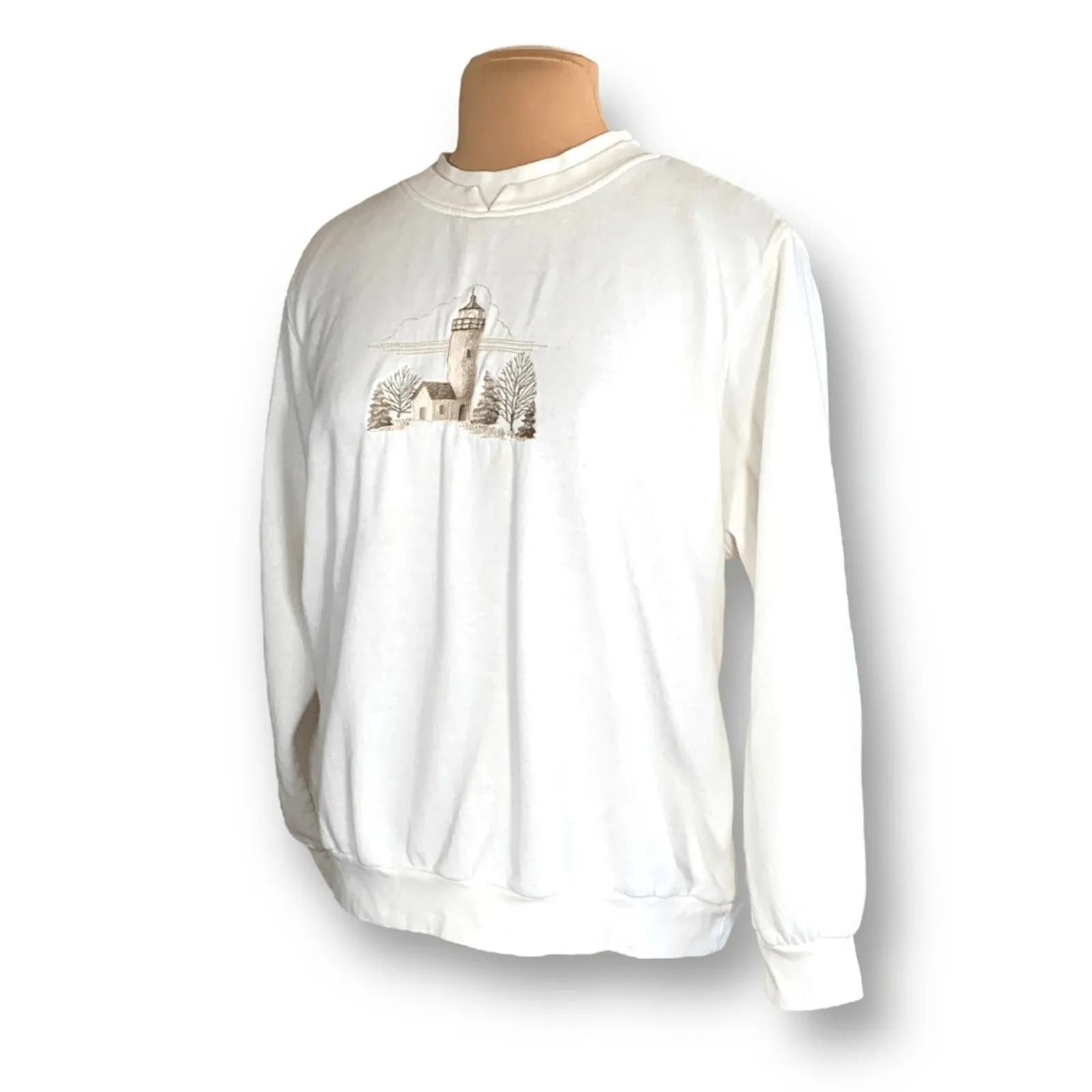 Vintage Cream Embroidered Lighthouse Sweatshirt Large Petite LP Cozy Cottage Tan Size undefined - Image 3