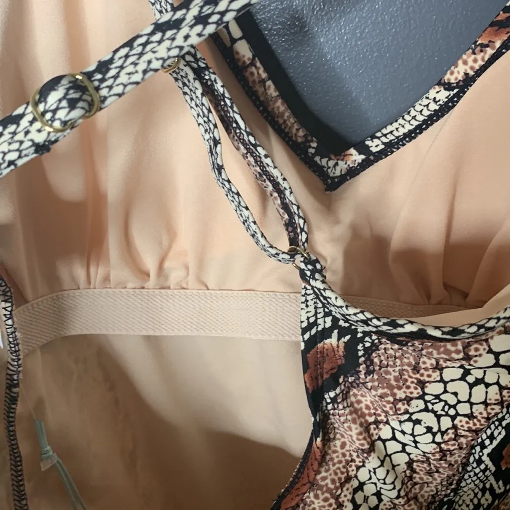 NWT KONA SOL Side-Cinch Medium Coverage One Piece Swimsuit, Animal Print Size S - Image 10