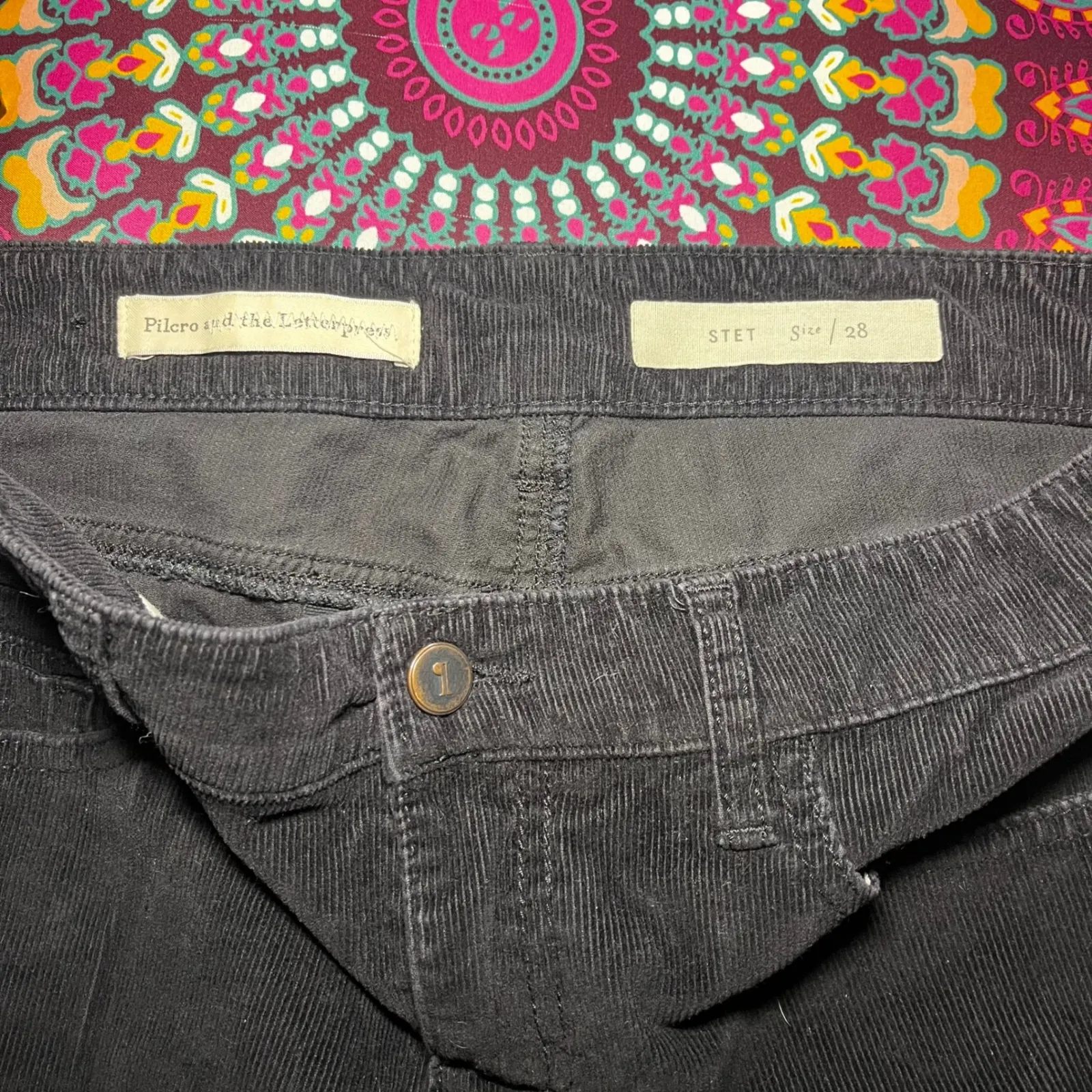 Pilcro and the Letterpress Black Corduroy Kick Flare Cropped Pants Size 28 - Image 7