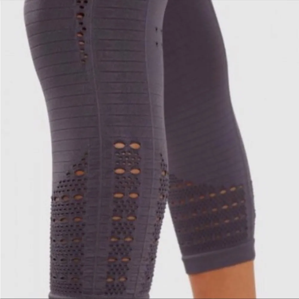 NWT Gymshark Energy Cropped Leggings - Image 4