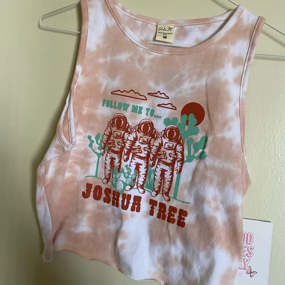 Joshua Tree cropped bleach dye festival tank top NWT Size L - Image 5