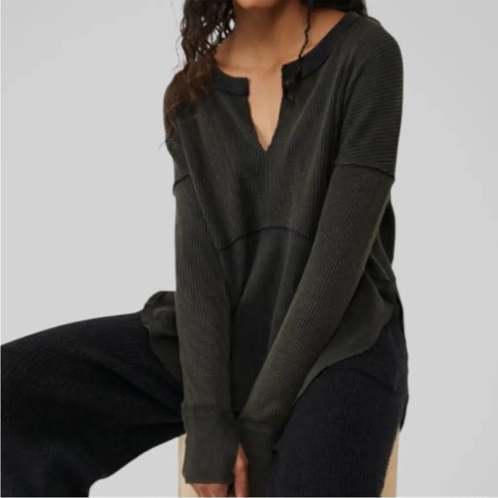 Like New Free People We The Free Monterey Thermal Top Mushroom Oversized Small - Image 2