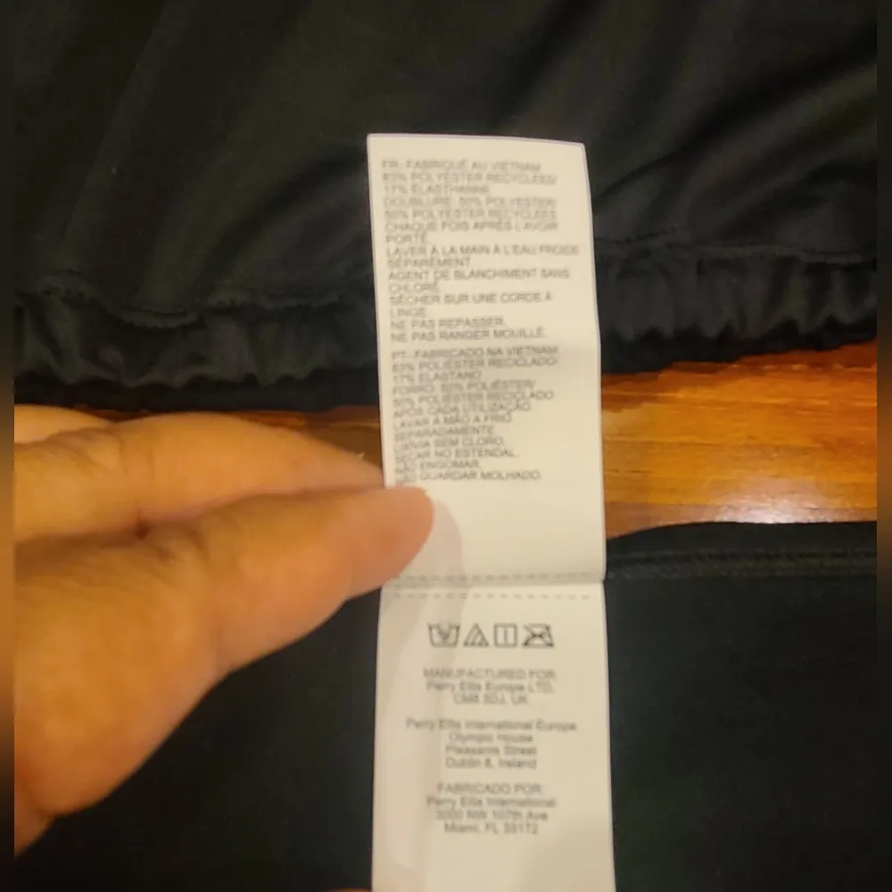 Nike 2 pc Swimsuit XL - Image 9