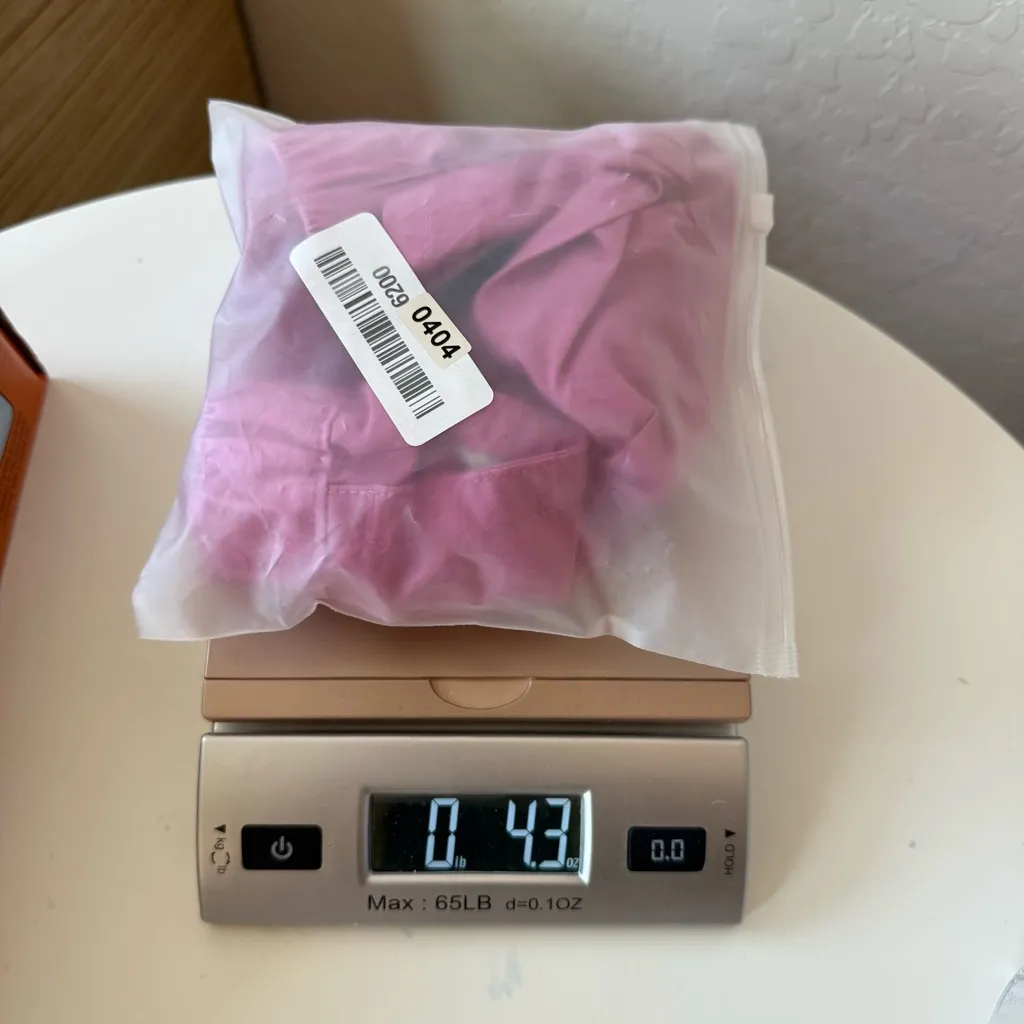 Patagonia  Women's Barely Baggies Shorts - Image 8