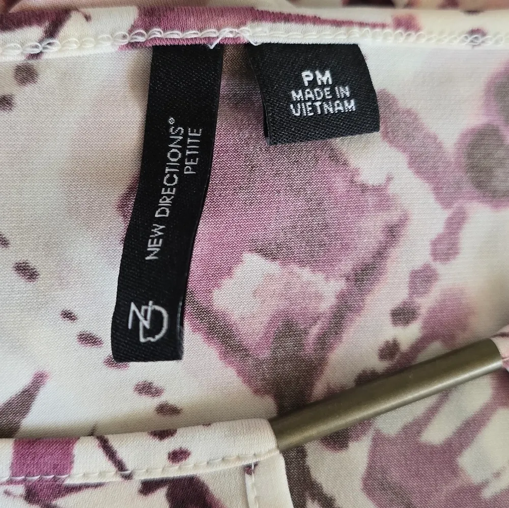 New Directiins Purple Abstract Tribal Print Keyhole Tunic Top 3/4 Sleeve Size MP - Image 6