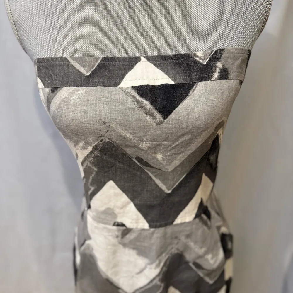 Banana Republic Gray Chevon Zigzag Linen Strapless Dress, Sz 4 - Image 8