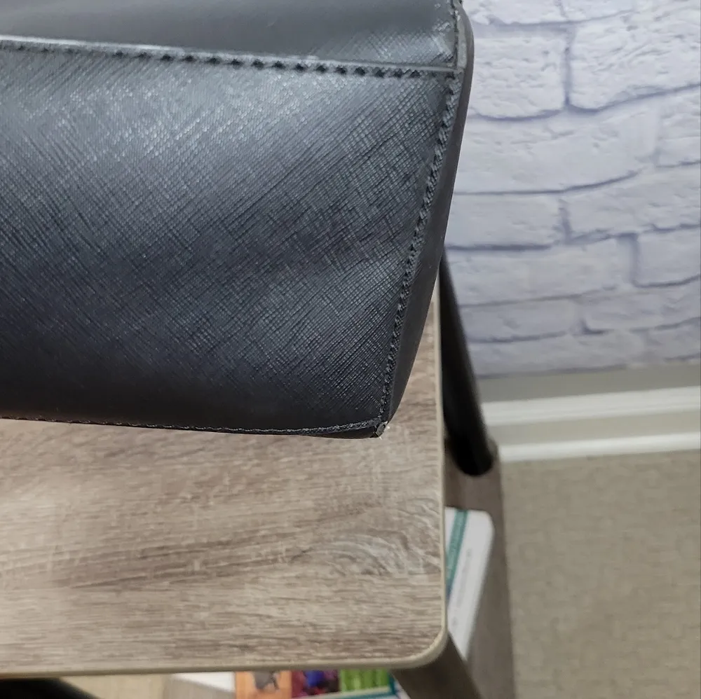 Calvin Klein  Tote Bag - Image 15