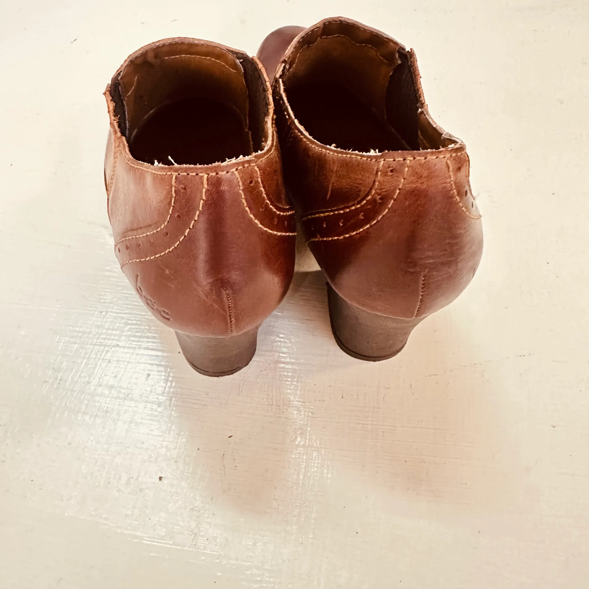 Distressed leather Block Heel Ankle Boots Size 8 in Brown - Image 5