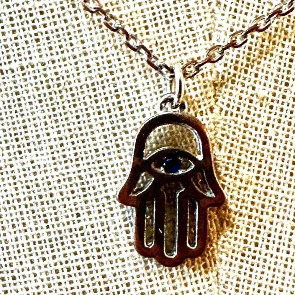Hamsa pendant necklace - Image 2