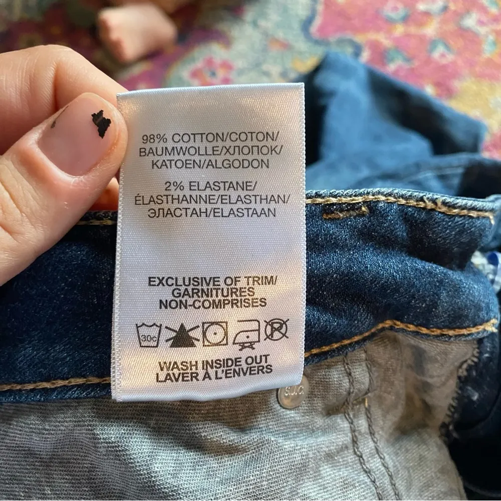 Silver Jeans Co. Tuesday Capri Women's W30 Blue Low Rise Denim Jeans 30x25.5 - Image 7