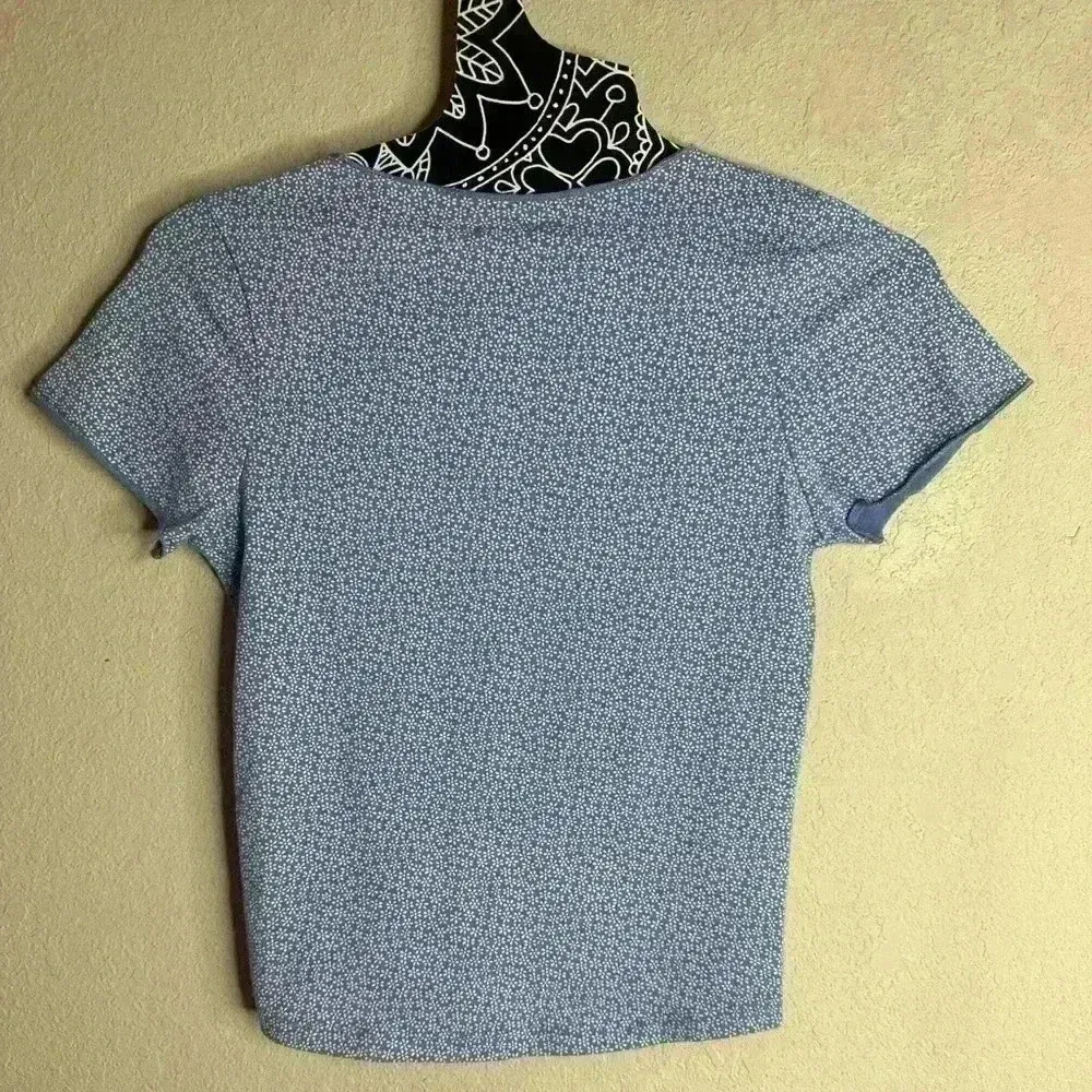 Brandy Melville Gina top baby blue with white flowers - Image 2