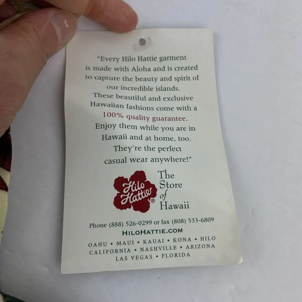 NWT Hilo Hattie Dress Hawaiian Size Small Scoop Neck Floral Monstera Muumuu Tan - Image 5