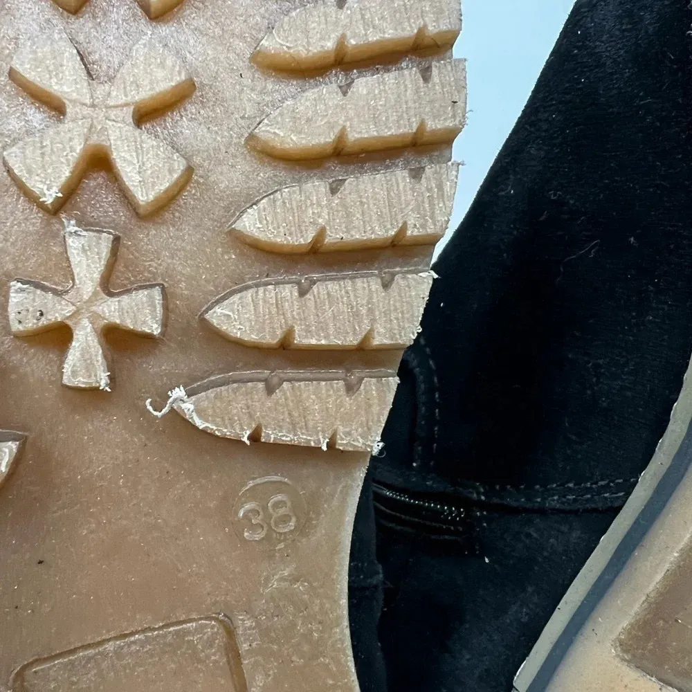 Eric Michael  Texas Women's Black Suede Ankle Boots Size 7.5 - 8 EU 38 Casual - Image 8