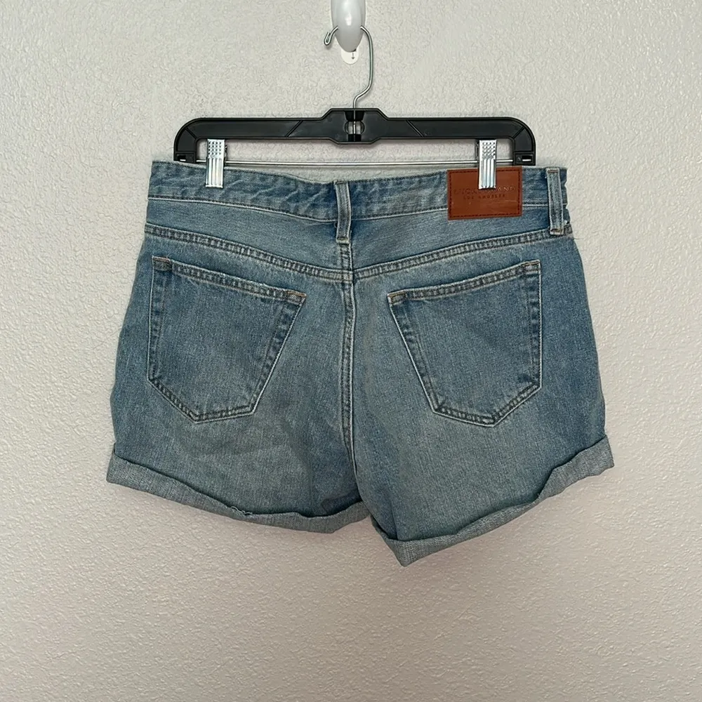 Lucky Light Wash Distressed Boyfriend Short Size 8/29 - Image 7