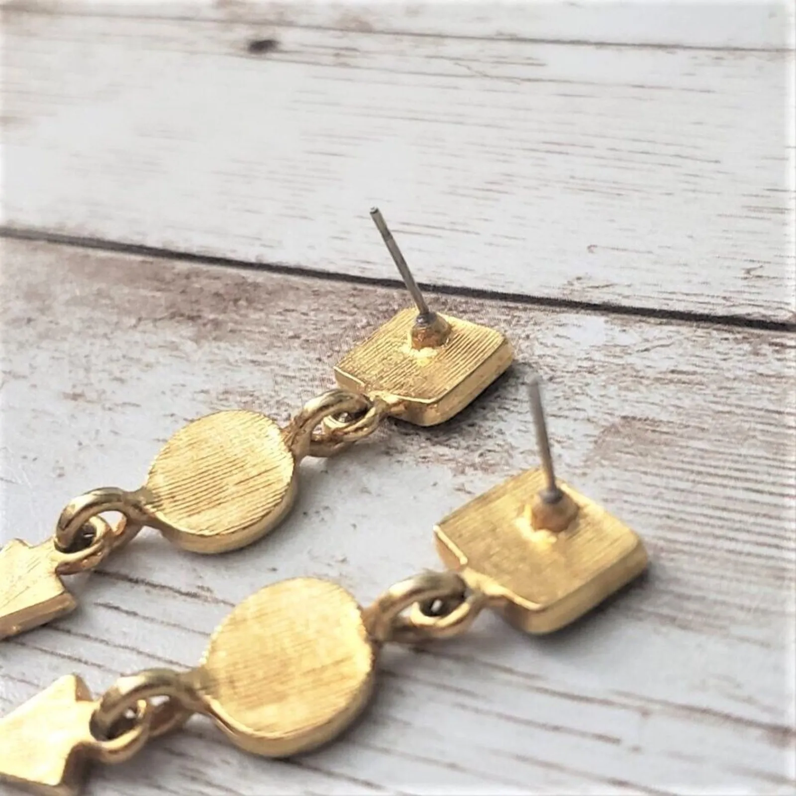 Vintage Earrings for Pierced Ears Mauve Shapes Dangle - Image 3