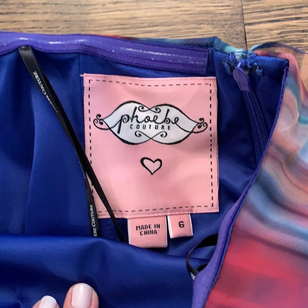 HOST PICK!! 🎉🎉🎉 Phoebe Couture strapless flowy dress, 6 - Image 4