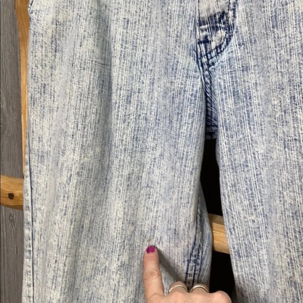 Vintage Levi’s High Waisted Acid Wash Jeans - Image 4