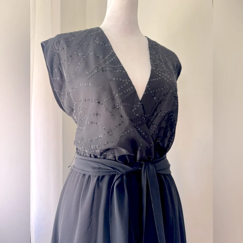 Vintage ‘80s Tracy! Sheer Black Sequined V - Image 4